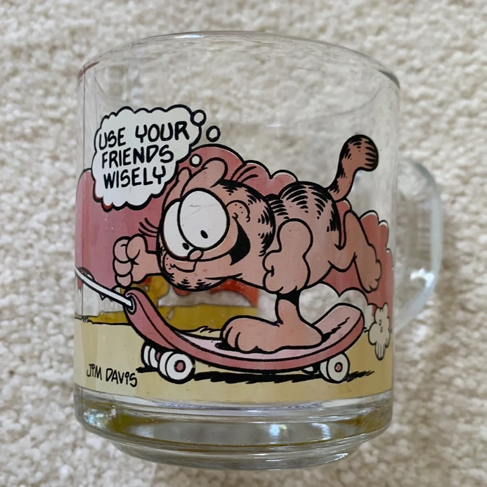Vintage 1978 McDonald’s Jim Davis Garfield glass mug